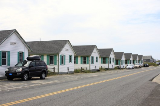 海邊一整排的度假小屋